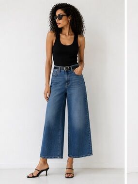 LIKE NEW Risen Wide Leg Ankle Jeans